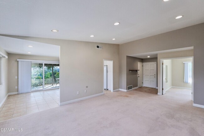 Building Photo - 4019 Mayfield St