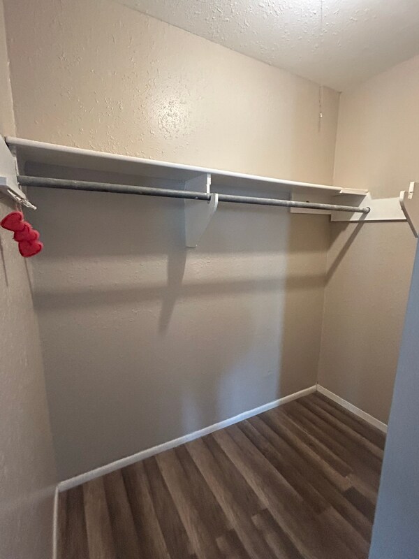 Building Photo - 4418 Acushnet Dr