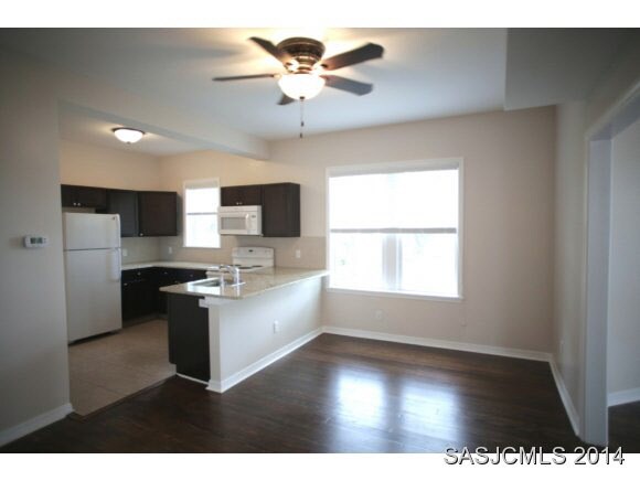 Building Photo - 78 Riberia St