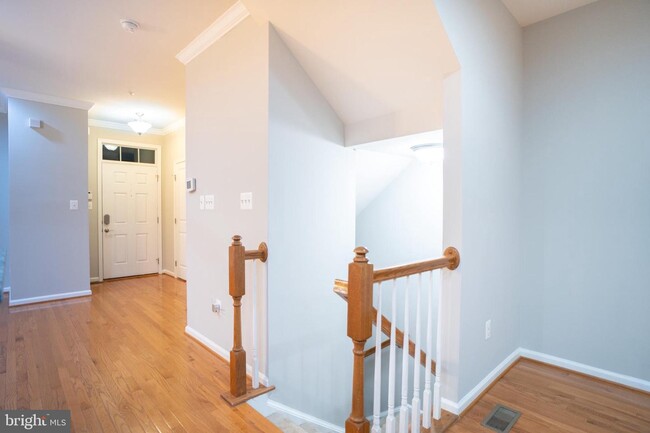 Building Photo - 7232 Dorchester Woods Ln