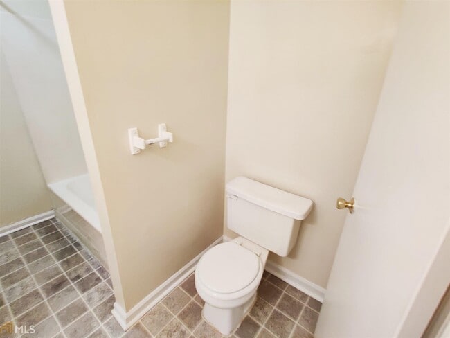 Building Photo - 1455 Belle Meade Ct