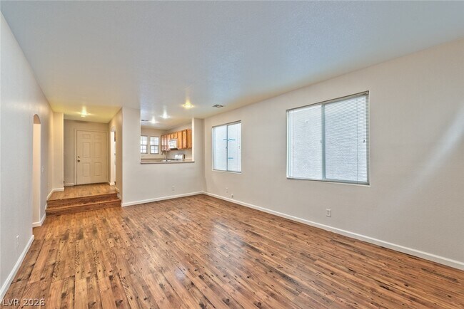 Building Photo - 9219 Hollander Ave