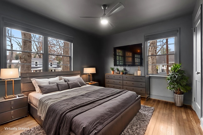 Building Photo - Heritage Historic - Unit A