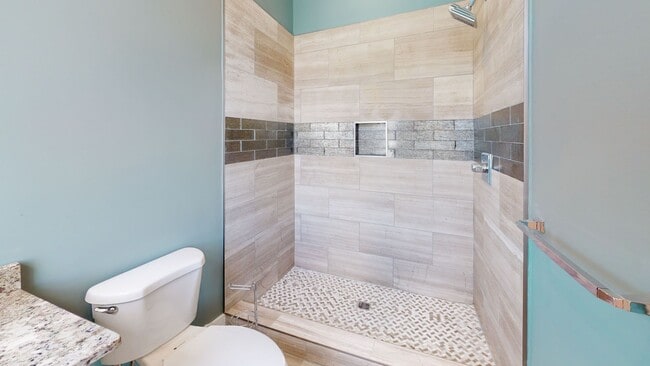 Building Photo - $1655 per Bedroom | 8BR Townhome in Fort S...