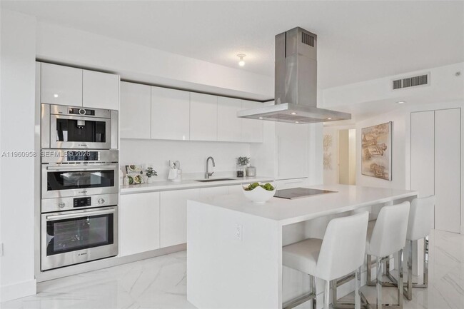 Building Photo - 330 Sunny Isles Blvd