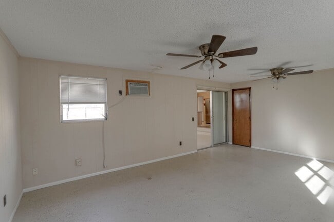 Building Photo - 1704 Edmundshire Rd