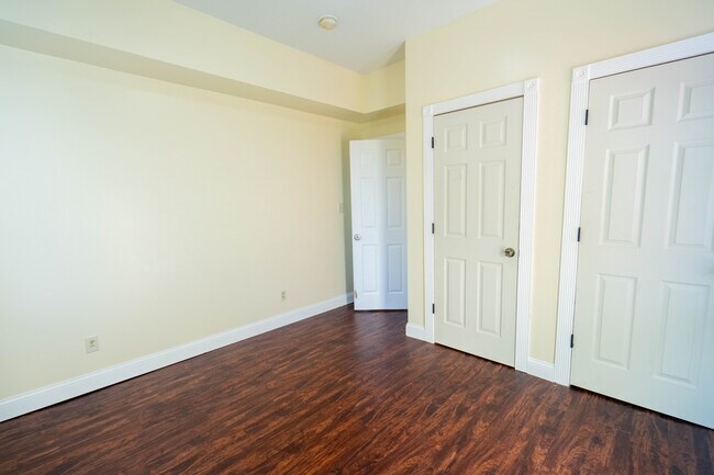 Building Photo - 226 Renner Ave