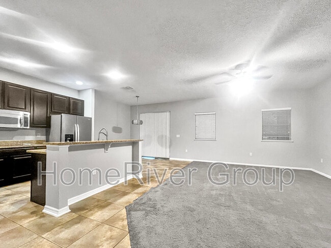 Building Photo - 2830 Moonstone Bend