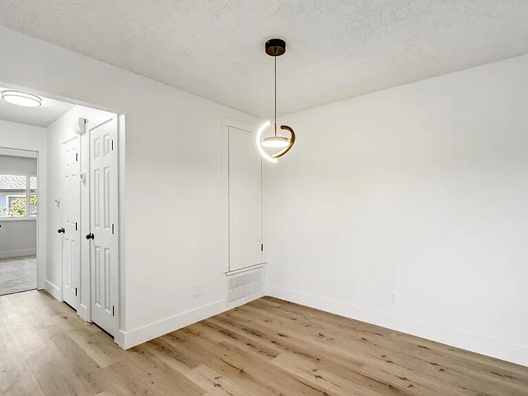 Building Photo - 4748 Greenholme Dr