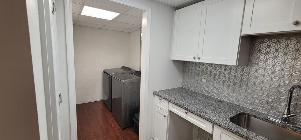 Building Photo - 3072 Planters Mill Dr