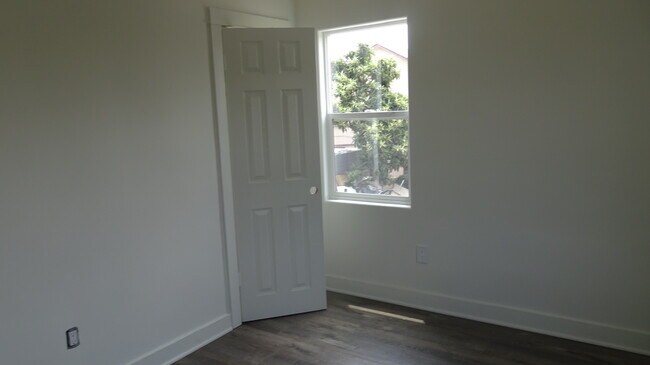 Building Photo - 4302 Normal Ave