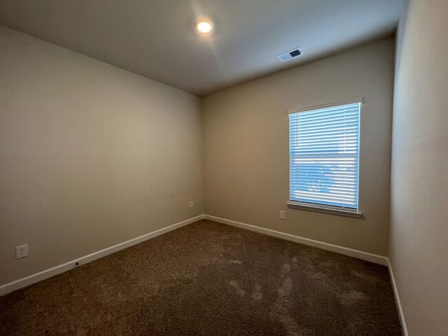 Building Photo - Longs - 3 bedroom, 2 bath House -APPLICATI...