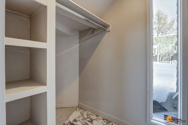 Building Photo - 1835 W 15th Ave