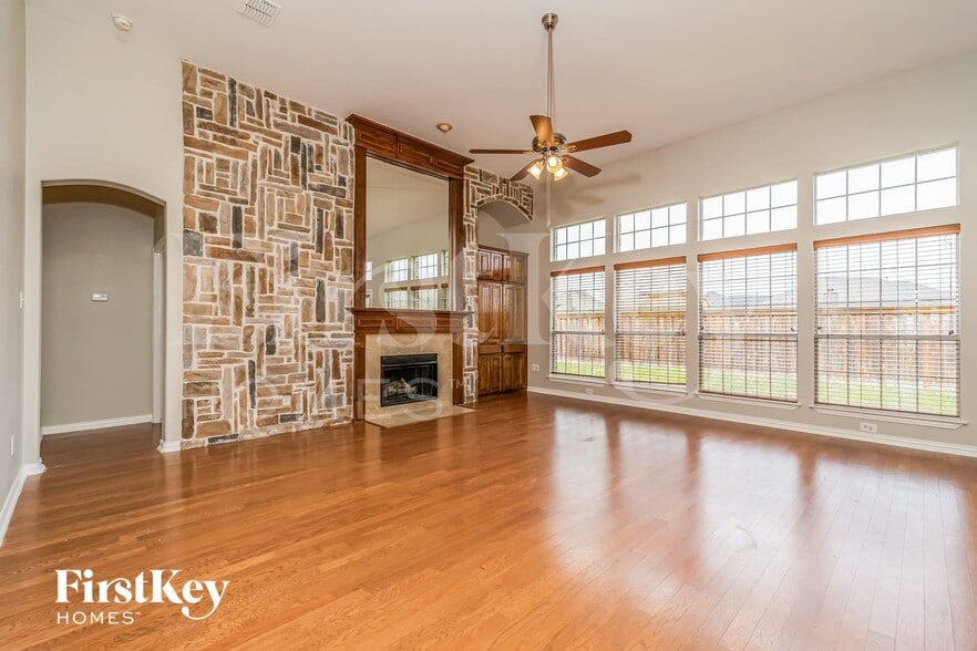 Building Photo - 4301 Palmer Dr