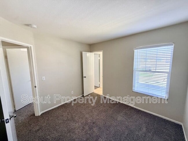 Building Photo - 43174 Teramo St