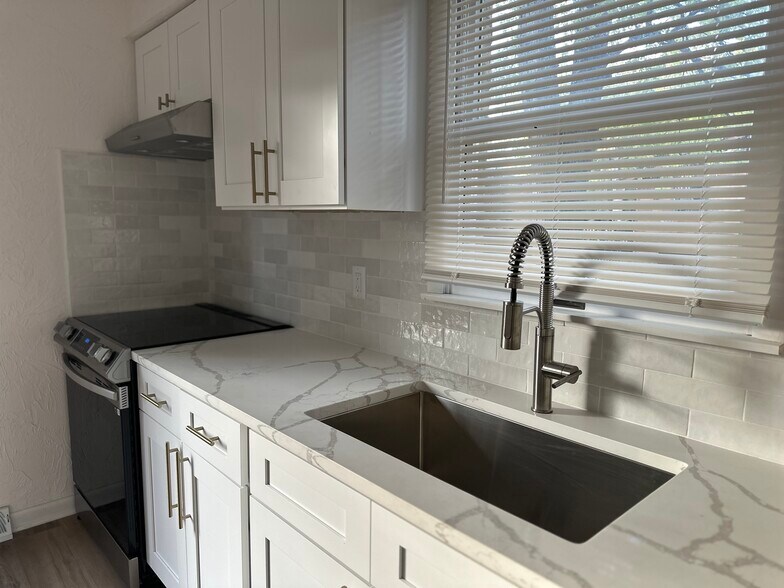 Building Photo - 9630 Erie St