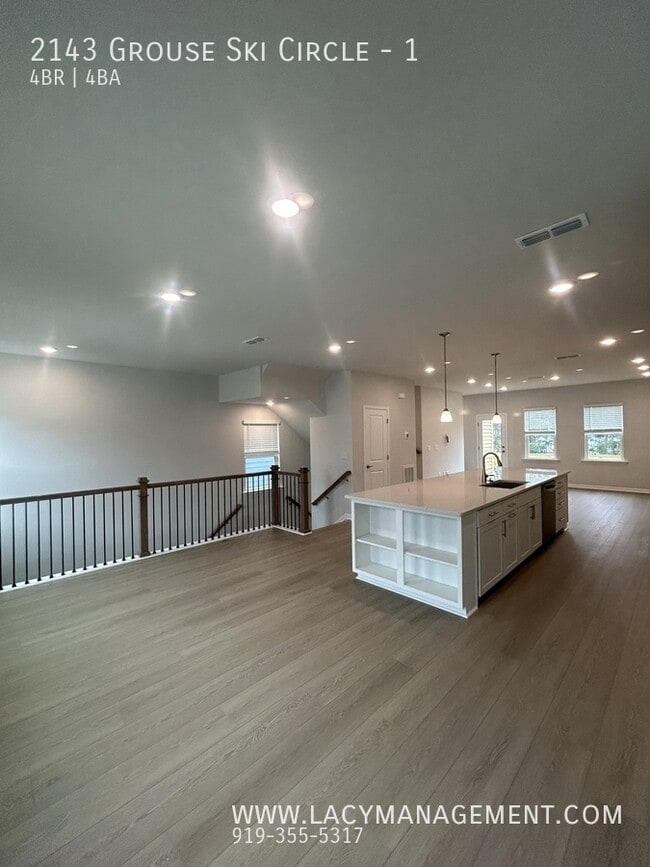 Building Photo - 2143 Grouse Ski Cir