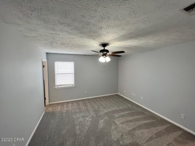 Building Photo - 1139 Babby Ln