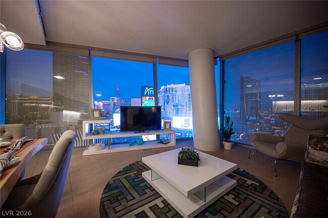 Building Photo - 3722 S Las Vegas Blvd
