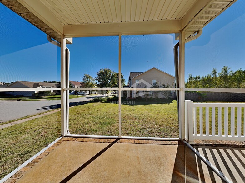 Building Photo - 203 Reedy River Ct