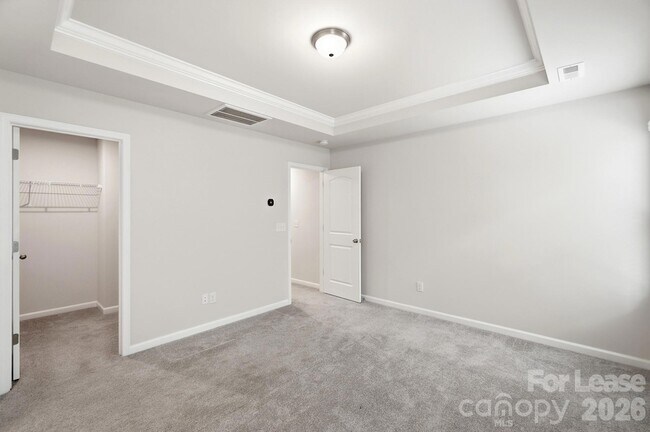 Building Photo - 14862 Tamarack Drive