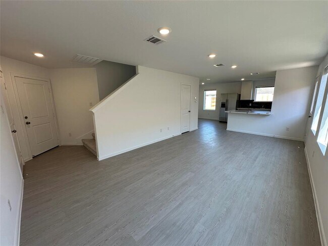 Building Photo - 6410 Geyser Starish Dr