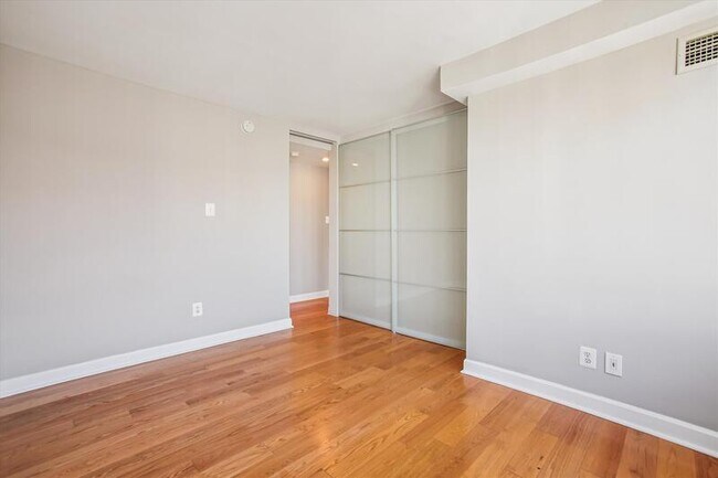 Building Photo - 1245 13th St NW