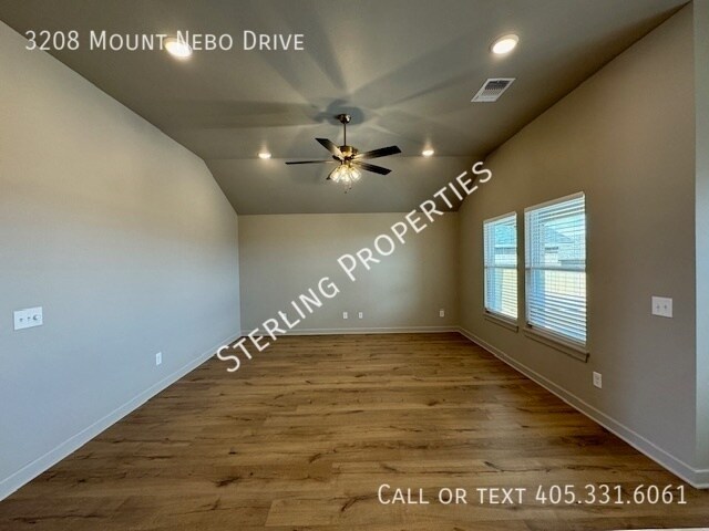 Building Photo - 3208 Mt Nebo Dr