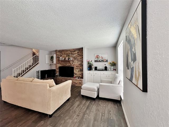 Building Photo - 1803 Ridgebrook Dr