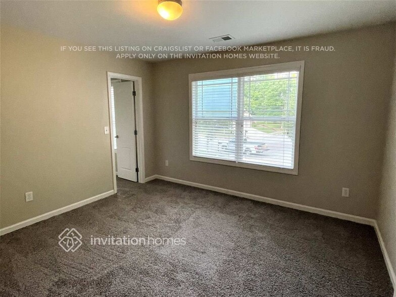 Building Photo - 3613 Malcolm Manor