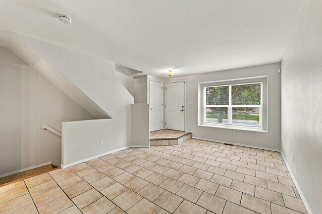 Building Photo - 1949 Bristlecone Dr