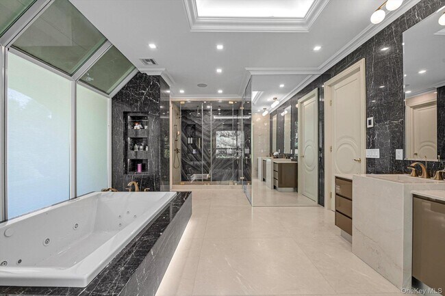 Building Photo - 55 Coves Run