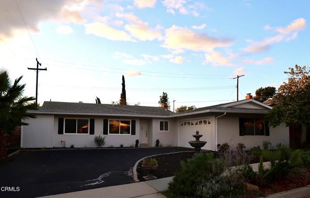 Building Photo - 75 Maxine Ave