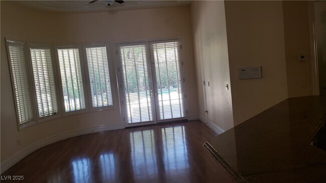 Building Photo - 3030 American River Ln