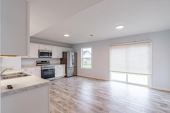 Building Photo - 128 Alumni Dr