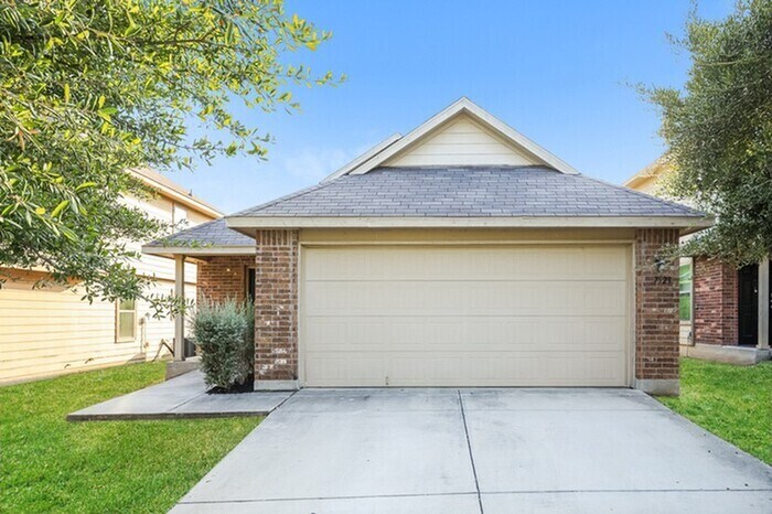 Primary Photo - 7523 Whispine