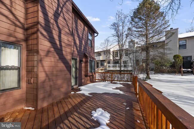 Building Photo - 6476 Sewells Orchard Dr