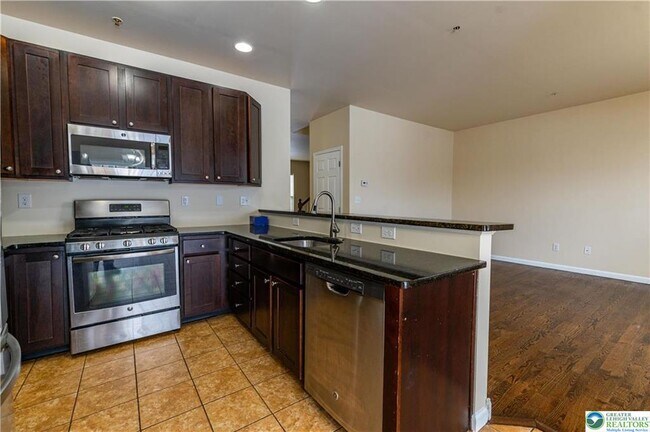 Building Photo - 241 Snapdragon Way