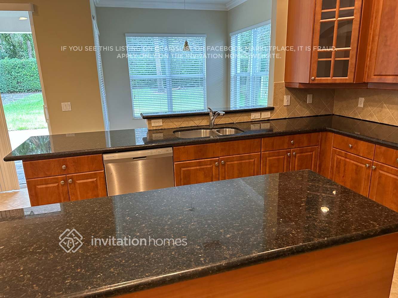 Building Photo - 9343 Plantation Estates Dr