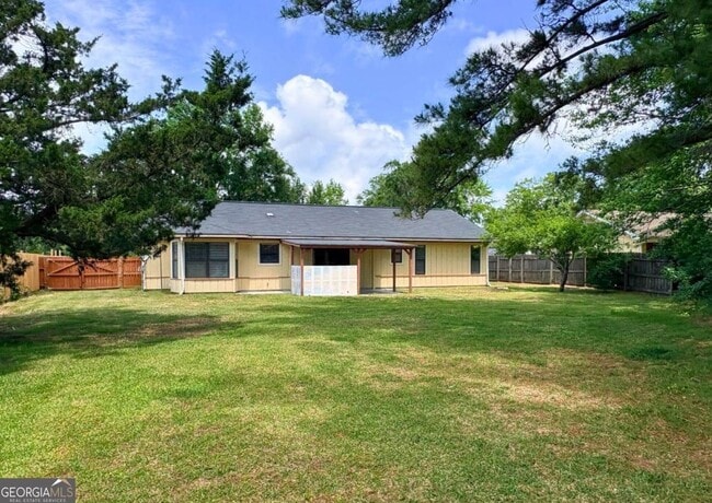 Building Photo - 603 Plantation Village Dr