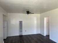 Building Photo - 3280/3282 Lemon Ave