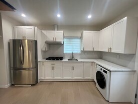 Building Photo - 11015 Irma Ave