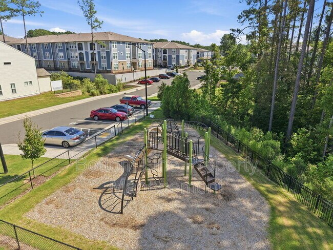 Building Photo - 1615 Glacier Dr
