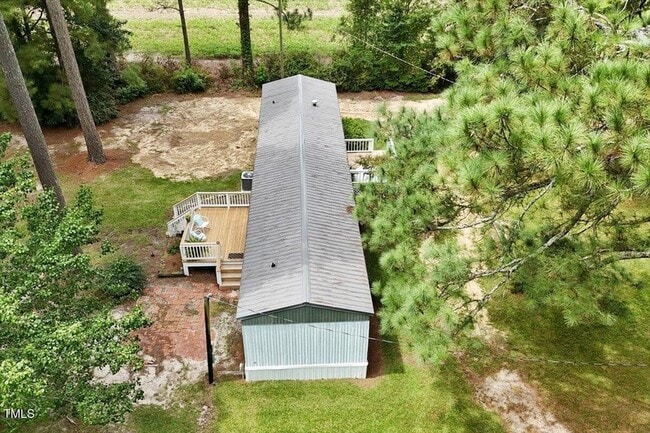 Building Photo - 10317 Giles Rd