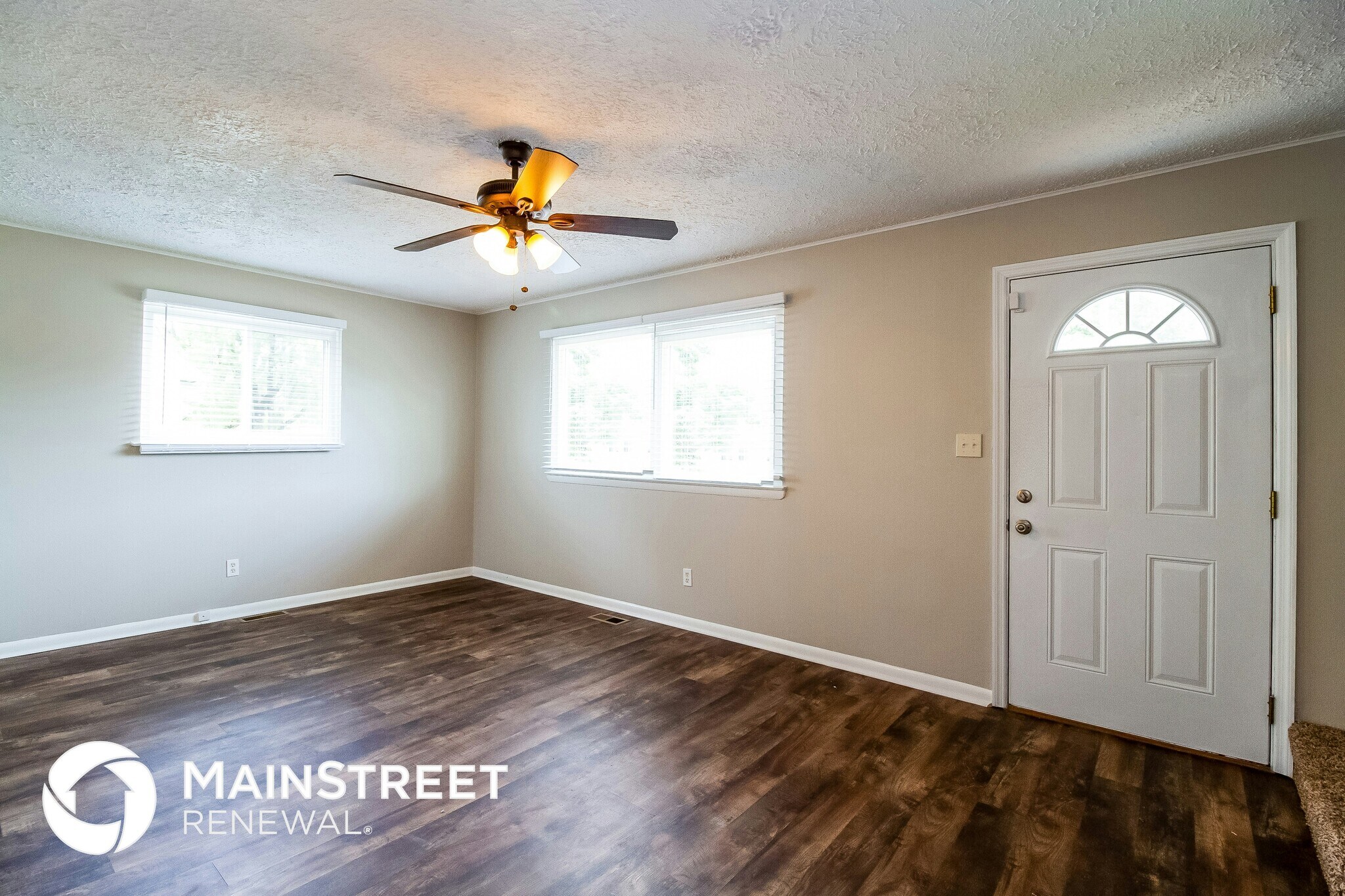 Building Photo - 1689 Geraldine Ave