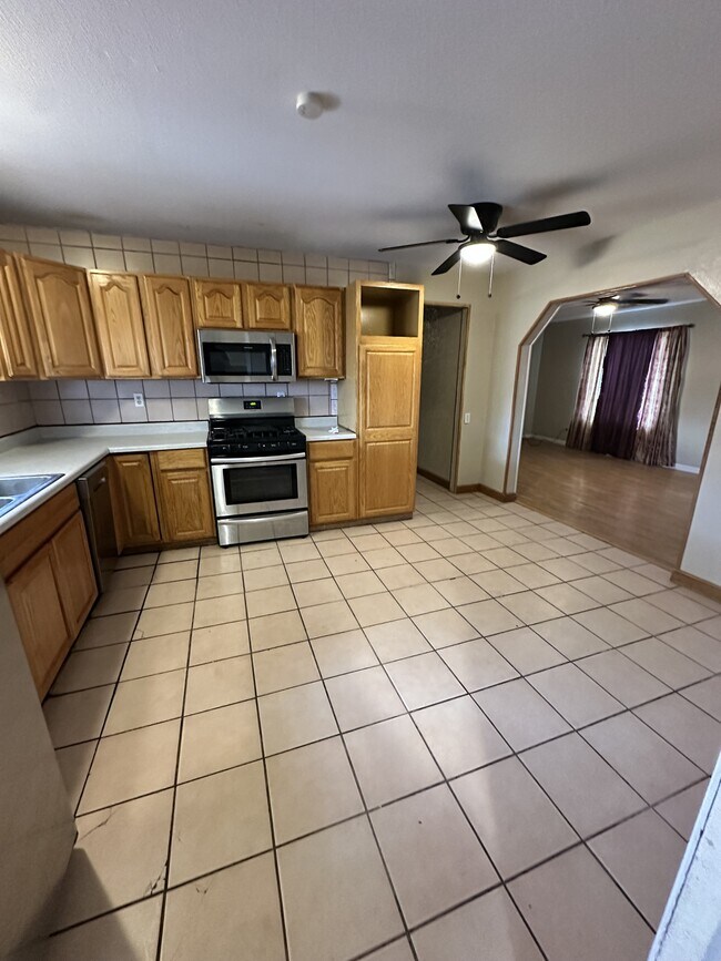Building Photo - 10301 Rio Puerco Trail SW