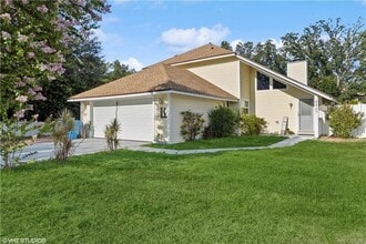 Building Photo - 4907 Country Aire Ln