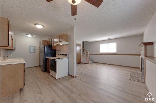 Building Photo - 7011 W Sheriac Cir