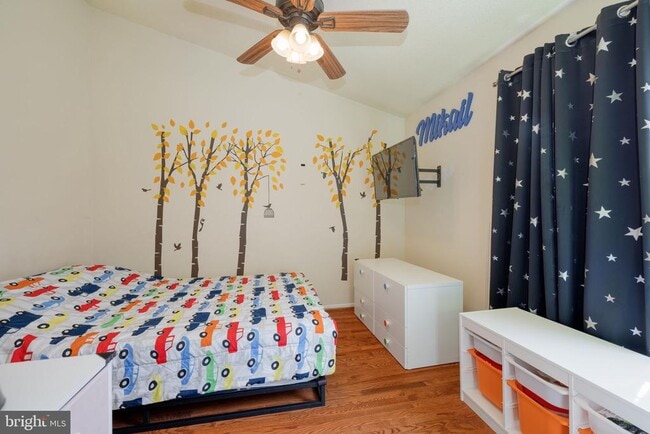 Building Photo - 7248 Stover Dr