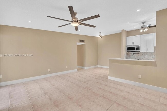 Building Photo - 9487 W McNab Rd